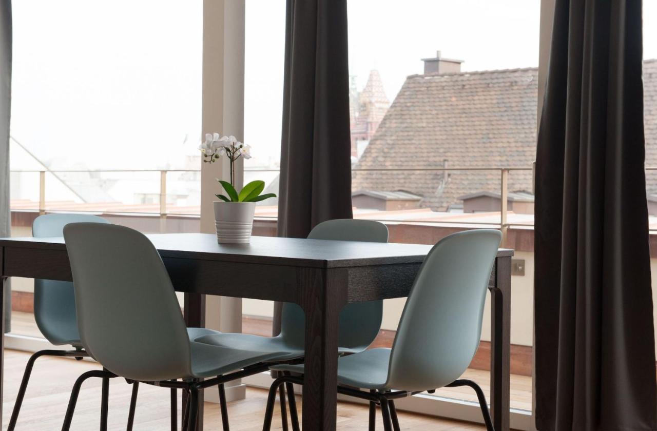 Hitrental Marktplatz Apartments บาเซิล ภายนอก รูปภาพ